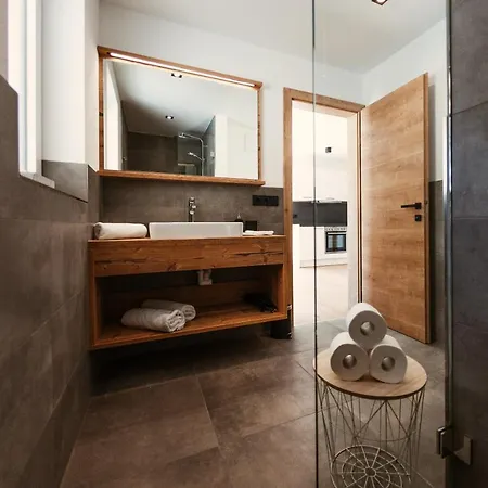 Johann Apartmán